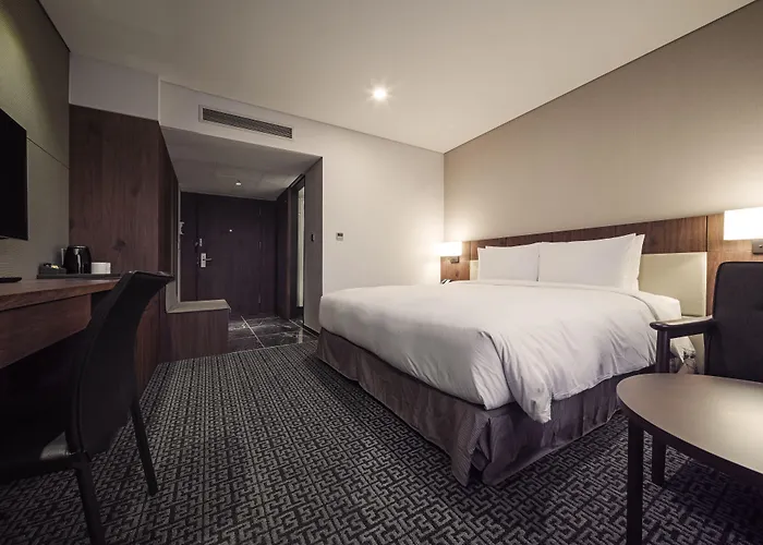 Voco Myeongdong By Ihg Hotel