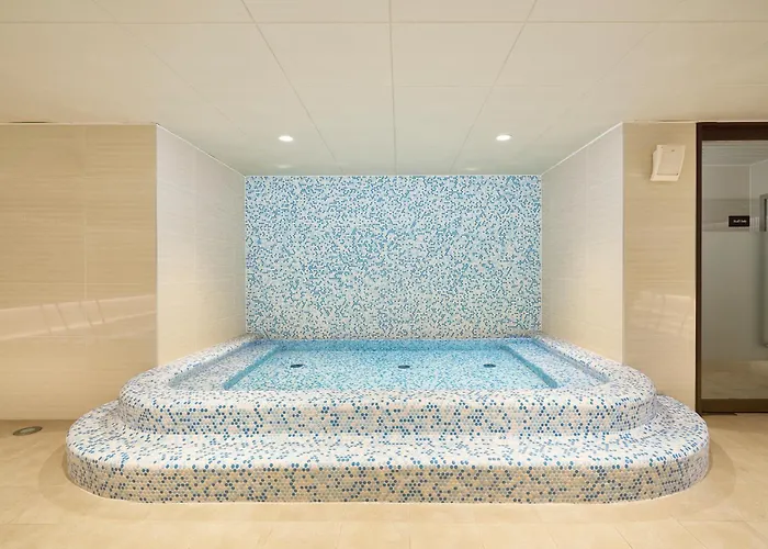 Voco Myeongdong By Ihg 4*